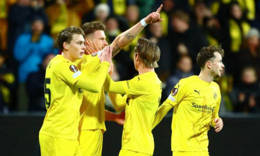 人口不到五, aa 人口不到五, aa